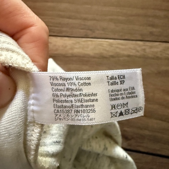 American Apparel | Size XS | Speckled Grey Skater Skirt - Picture 7 of 7